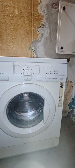 Продам недорого. Стиральную машинку