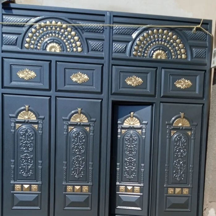 Дарвозалар сотилади размеры 3метрга 3 метр 5милон 500 минг