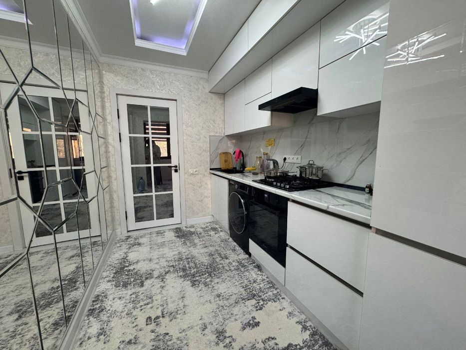 Продается 3х ком квартира, ориентир: Ц-6 метро Минор, 78м²