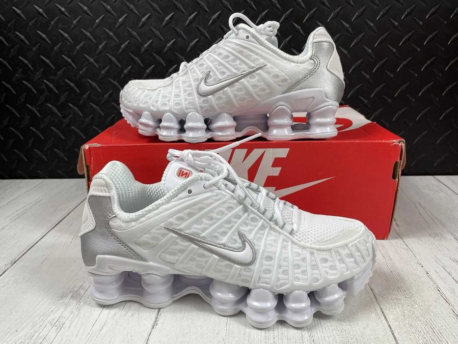 Обувки NIKE / Air Max Plus / Shox White + КУТИЯ / 40 - 45 НОМЕР