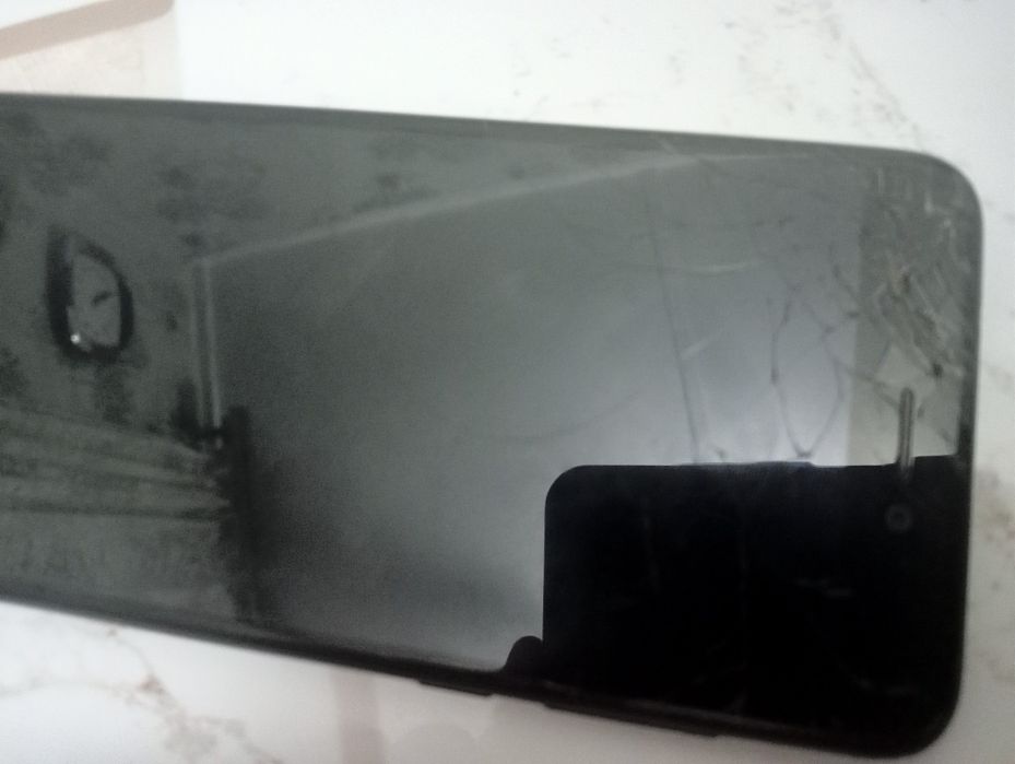 Huawei PRA_LA1(P8 Lite 2017)