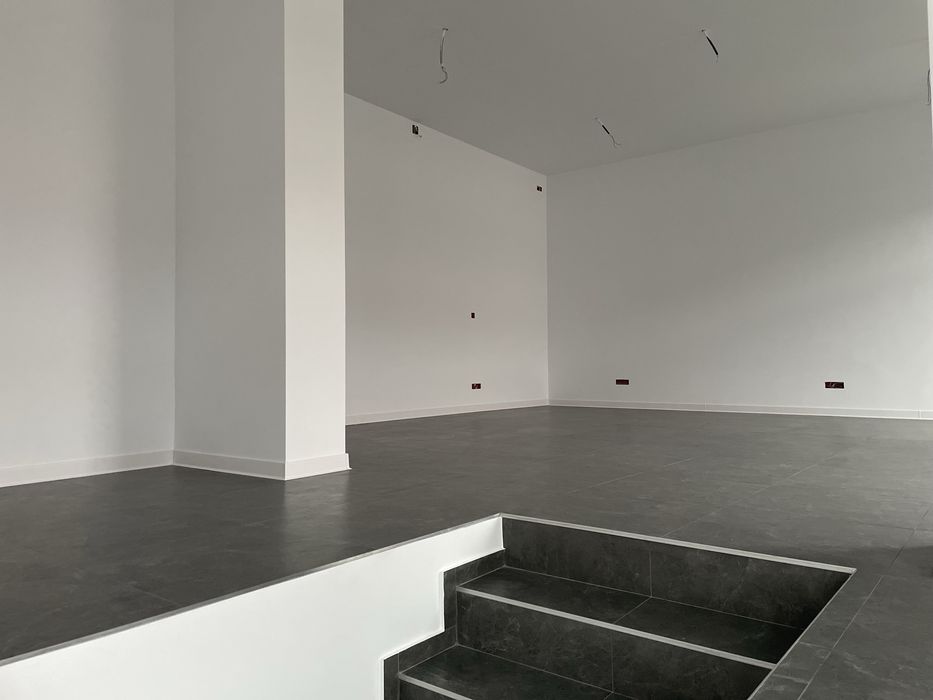 Inchiriez spatiu comercial central in Lugoj