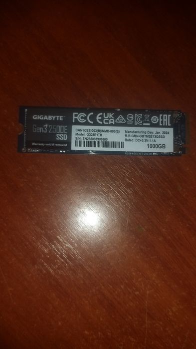 Новый ssd Gigabyte nvme 1000gb