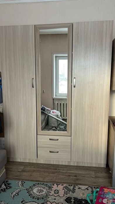 Продам шкаф 3х дверный