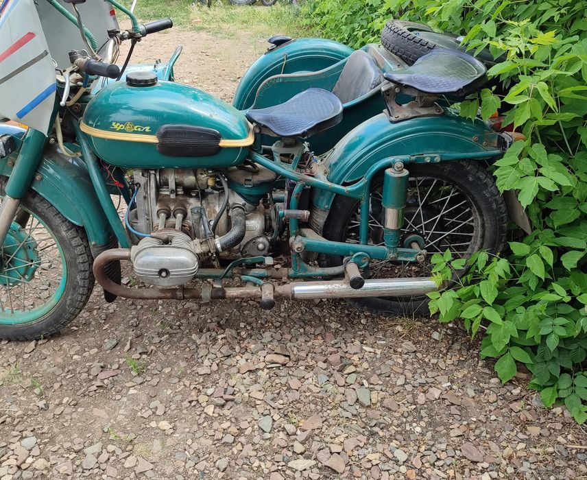 Продам урал 6 вольтовый