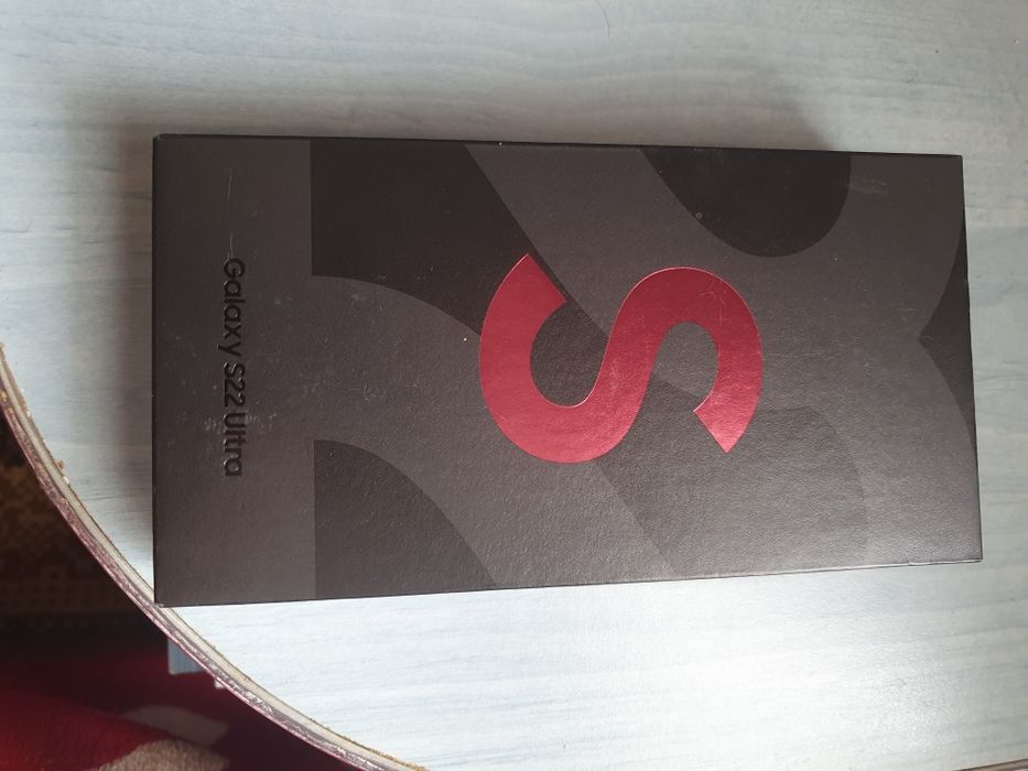 Vând s22 ultra 256 gb