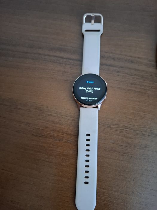 Часы Samsung Watch Active