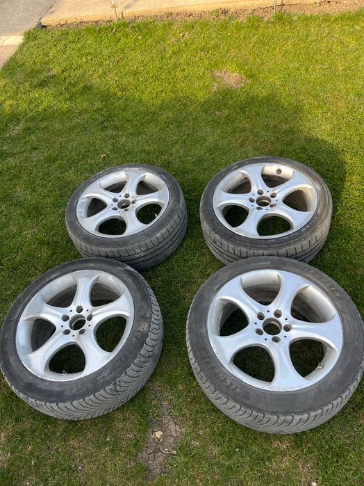 Джанти със гуми за Mercedes или Бмв