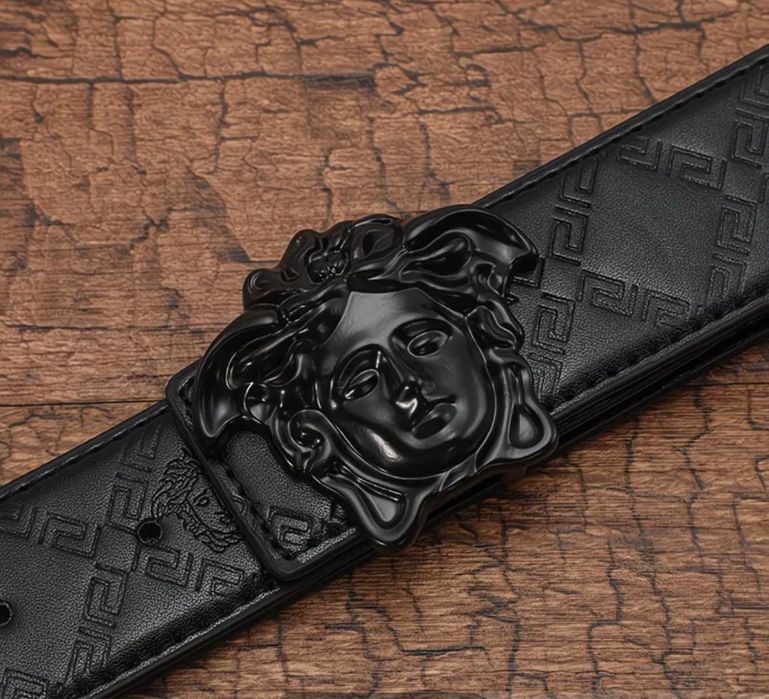 Ремни Versace, скидка при покупке от 2