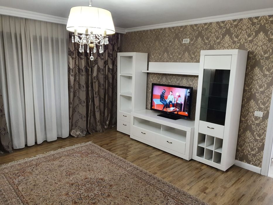 Închiriez apartament ultra central