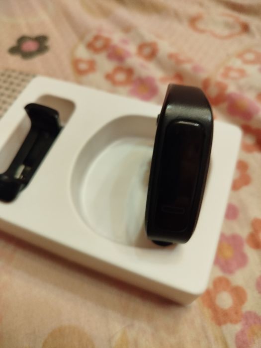 Huawei band 3 e  Huawei band 3 e