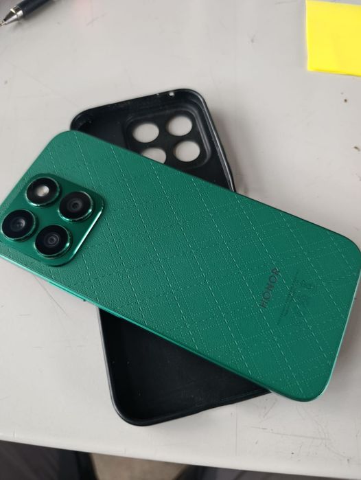 Продам Honor x8b