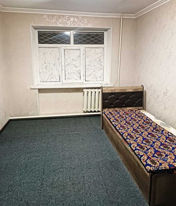 ПРОДАЁТСЯ своя! 1/1/4. общая пл 18м2. бывшее общежитие.