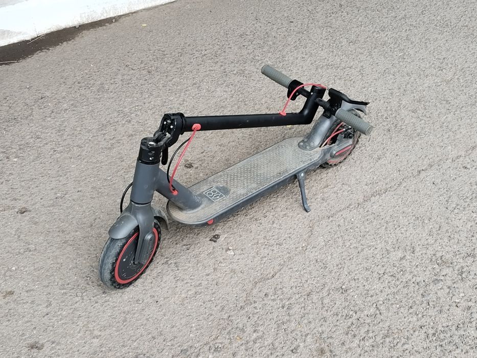Продам электросамокат