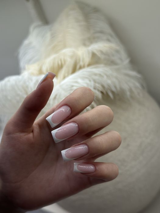 Маникюр/педикюр в салоне Alekparova_glow