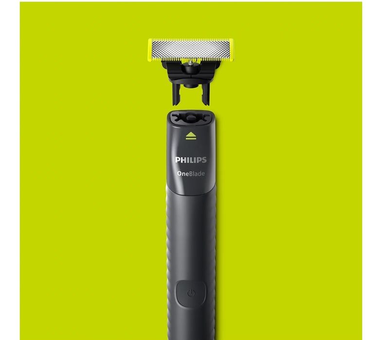 One oneblade Philips trimmer