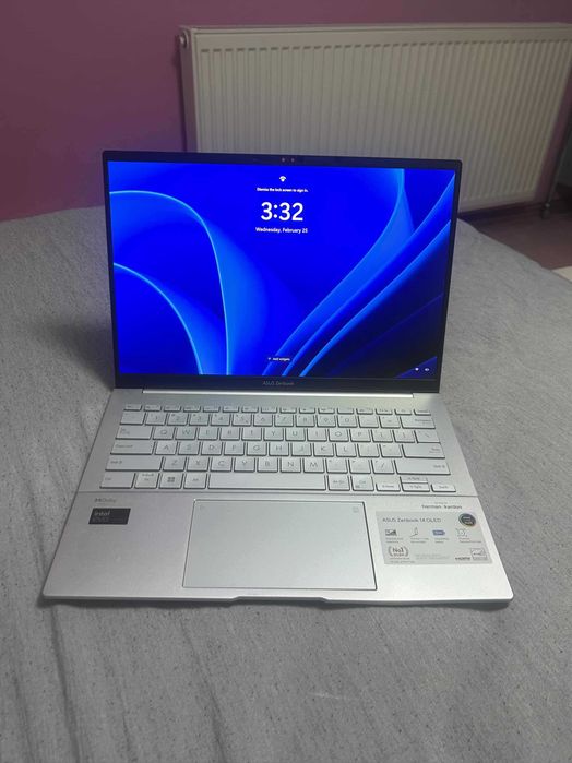 Laptop ASUS Zenbook 14 Ultra7 155H (3.80 GHz)