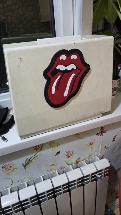 Продам обмен машинка Janome