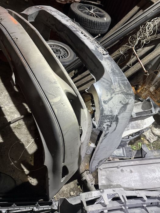 Продам бампер фонари