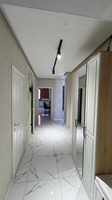 Сдаю 2 комнатнуй квартиру