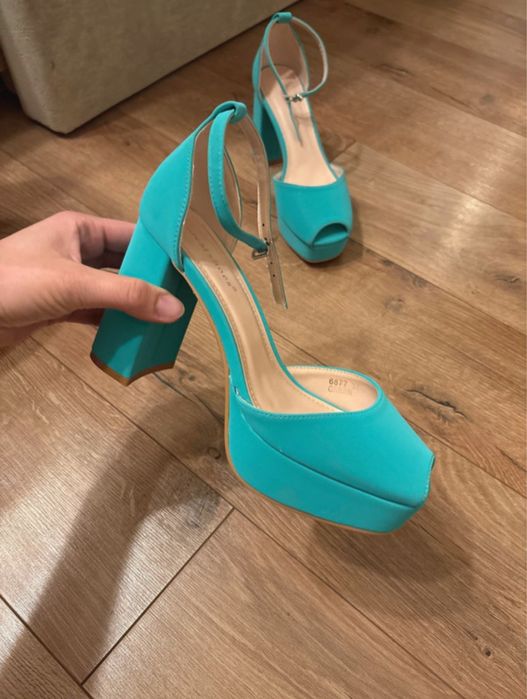 Rochie ocazii speciale + pantofi cadou