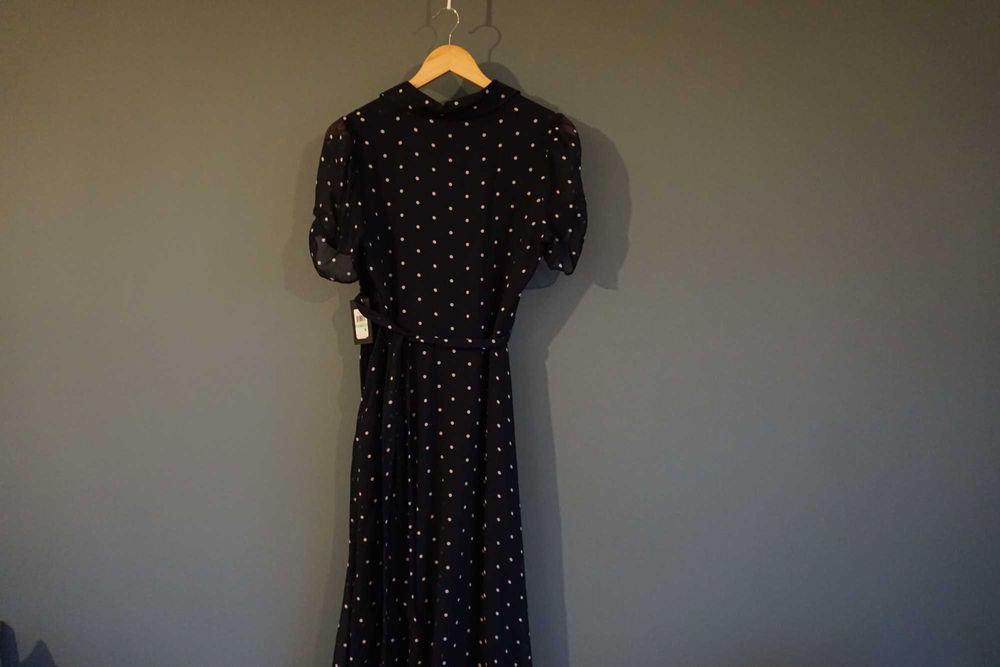 Тъмносиня лятна рокля на бели точки DKNY