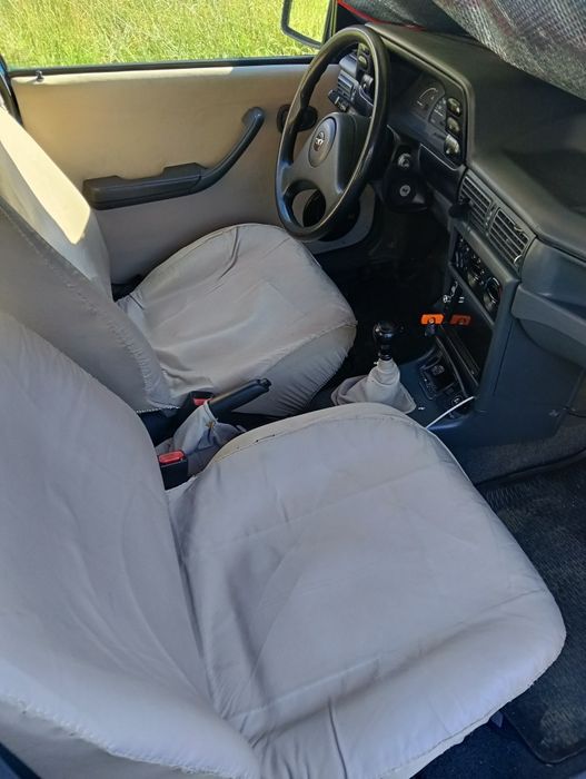 Vând Daewoo cielo