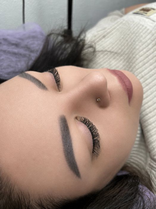 Модели на наращивание ресниц 5000тг