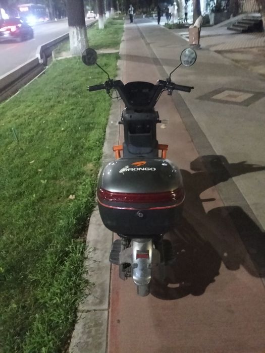 Продам электроскутер DRONGO