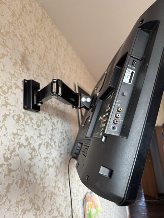 Продам телевизор Panasonic