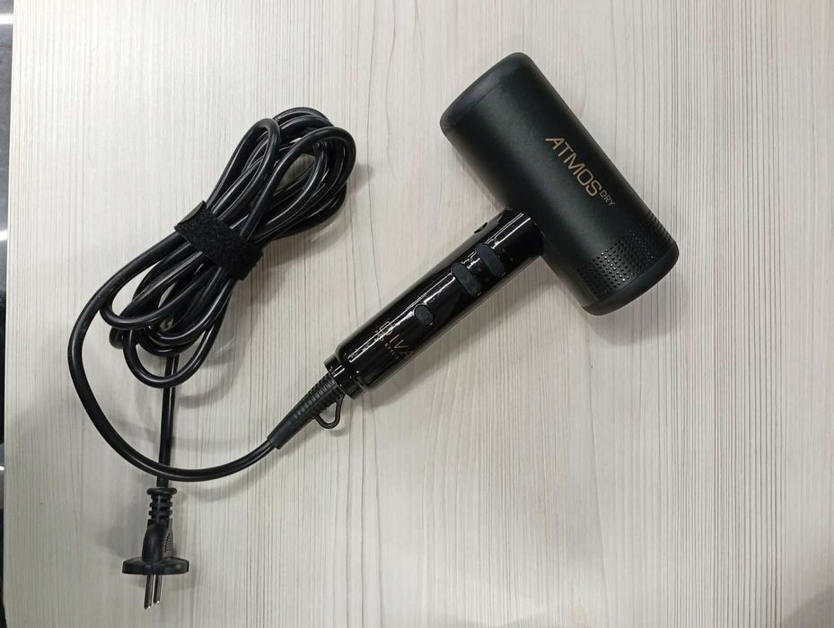 Професионален сешоар (с 3 приставки) 2000W Diva Pro Styling Atmos ATOM