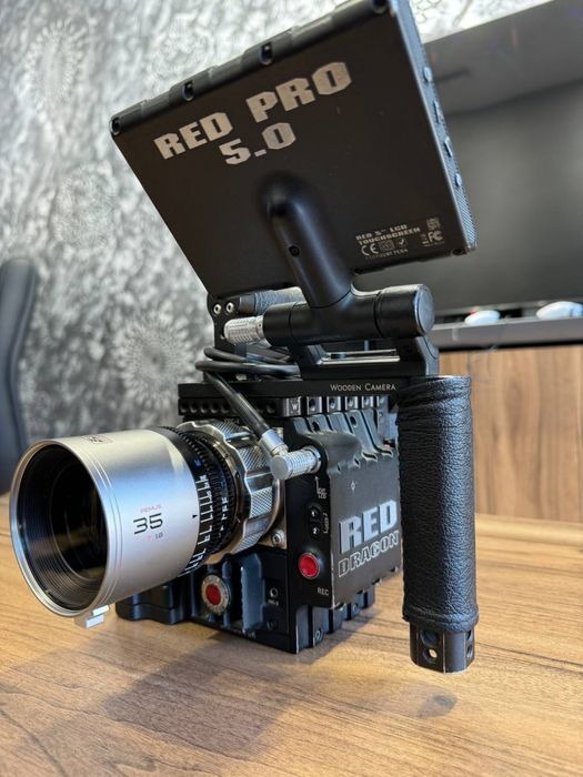 Red camera dragon x 6K samarqand shaharda polni komplect EF PL mount