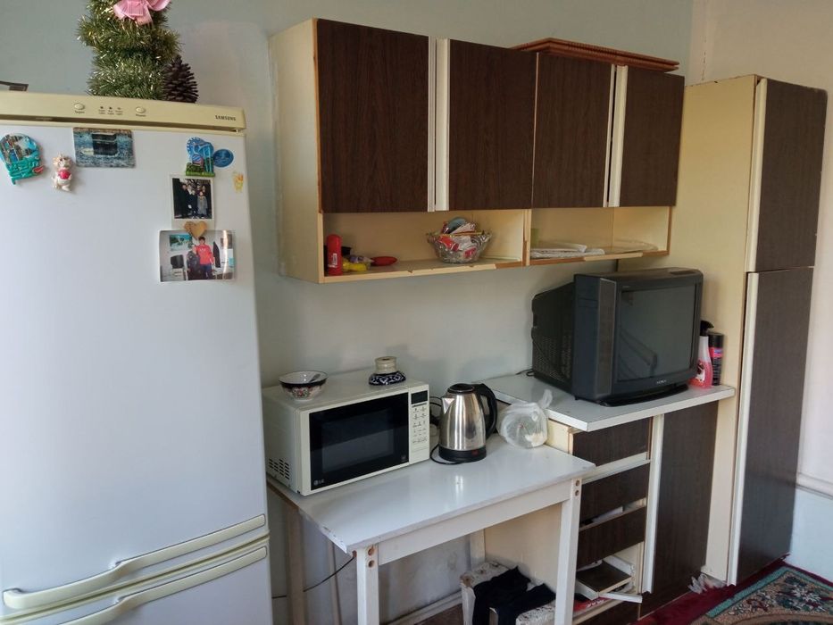 Malika bozor oldidan 6.5 sotix yer hisobida sotiladi