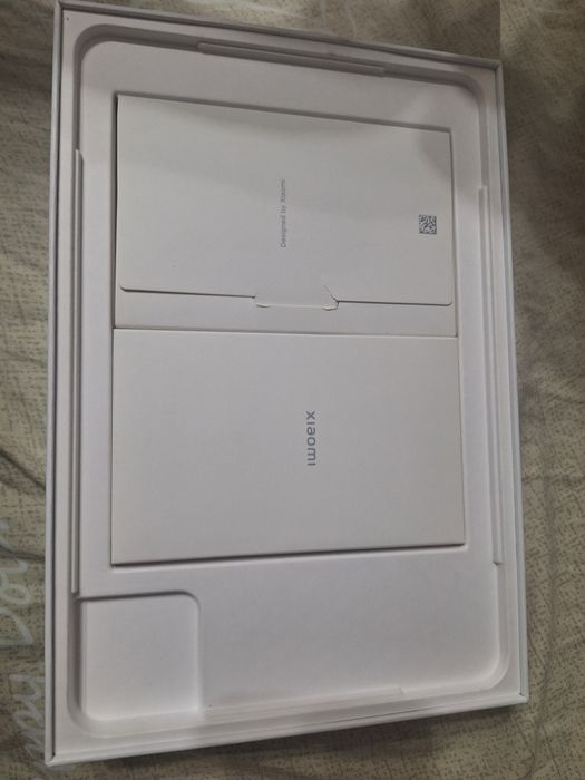 Планшет Xiaomi pad 6/256 стекло есть 2/2, чехол. Состояние: новый.