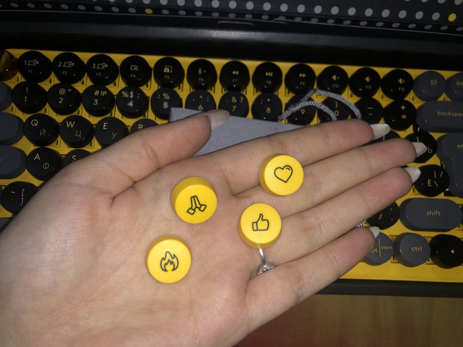 Клавиатура Logitech