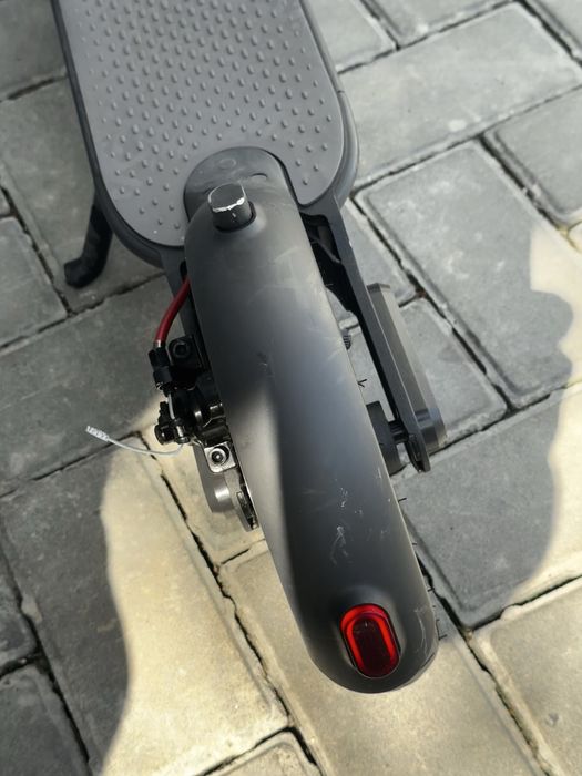 Продам электросамокат Xiaomi