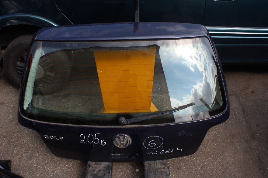 Крышка багажника гольф, пассат, венто, ауди