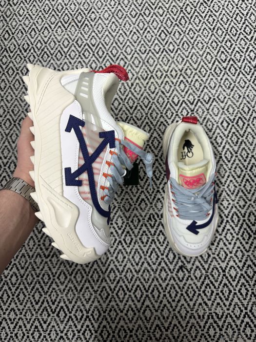 Off-White Odsy 1000