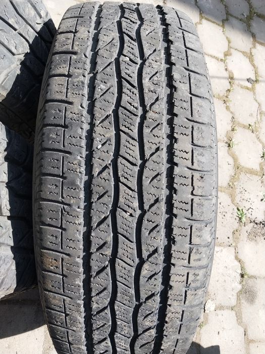 4 шины Maxxis Китай 245 70 R16.