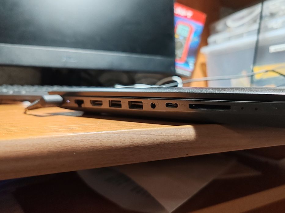 Ноутбук Lenovo Ideapad 330-15IKB 81DE