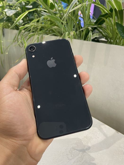 Iphone xr.             .