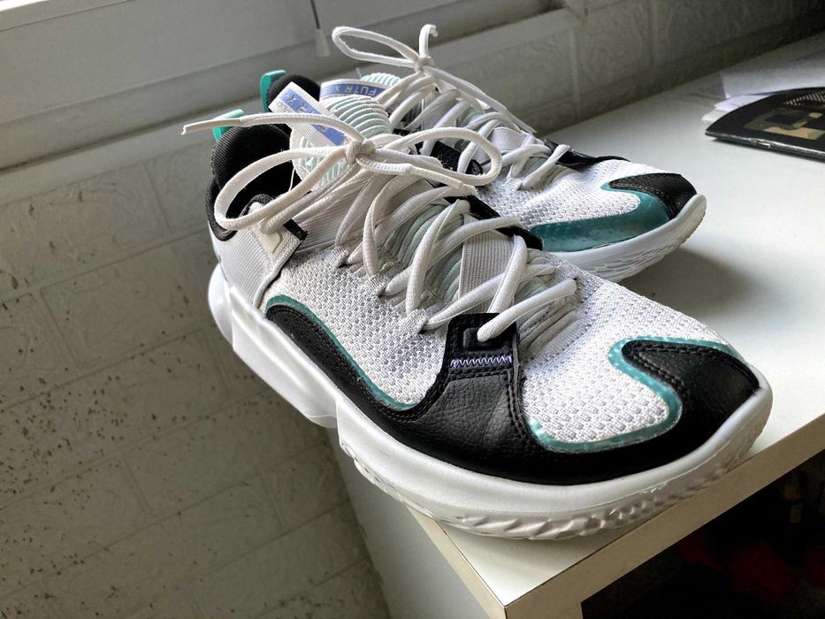 Under Armour UA FLOW FUTR