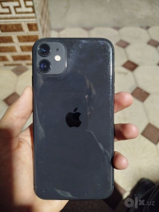 iPhone 11 с гарантия