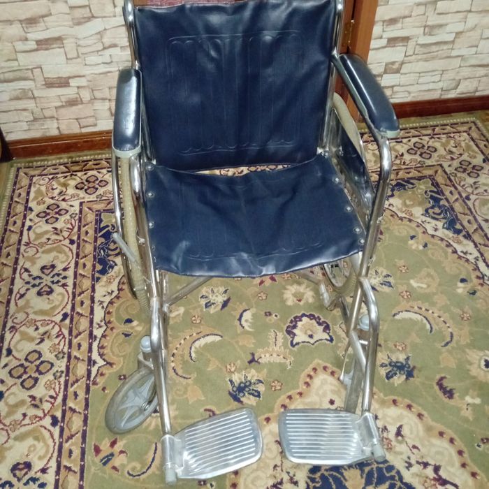 Инвалидная коляска