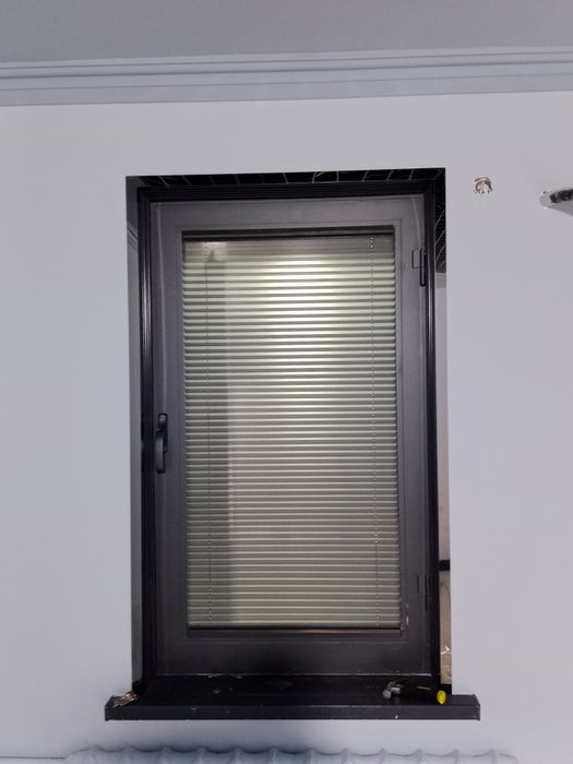 Birinchi qòl jalyuzi, original jalyuzi