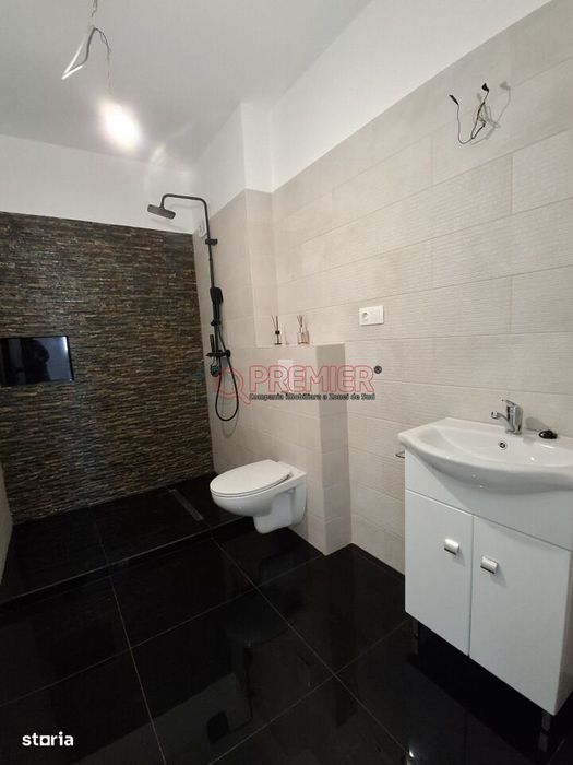 Gata mutare! 3 camere - 94 mp + terasa - Mall Grand Arena - Aurel
