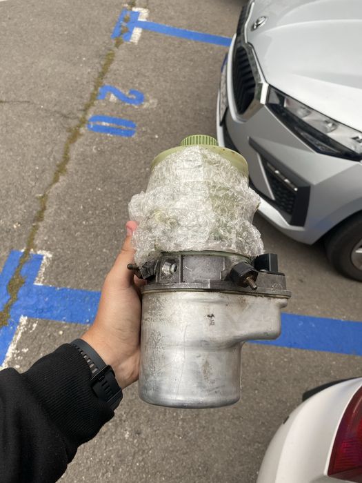 Pompa servo directie skoda fabia 2 TRW