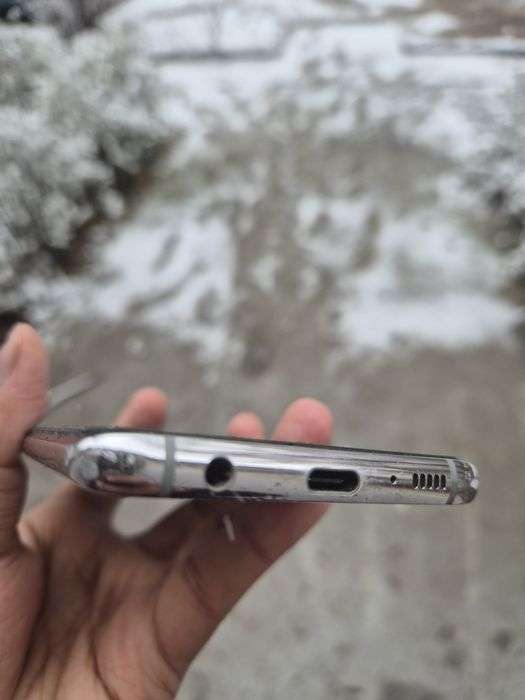 Samsung s10  8/128gb