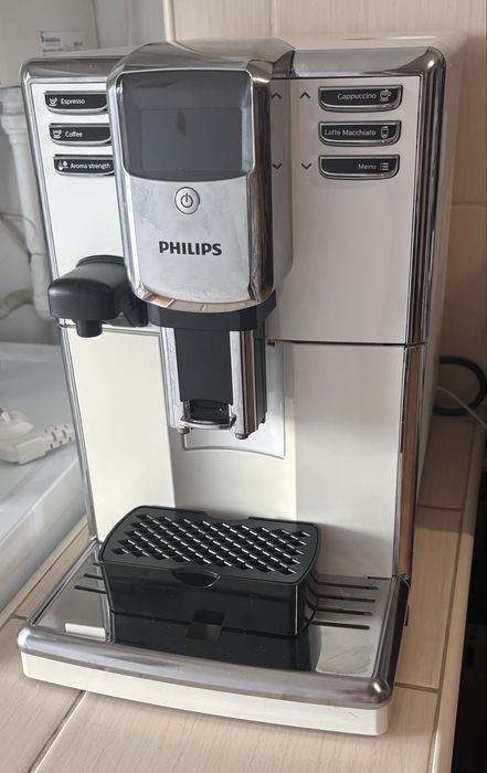 Espressor super-automat Philips EP5361/10 Seria 5000