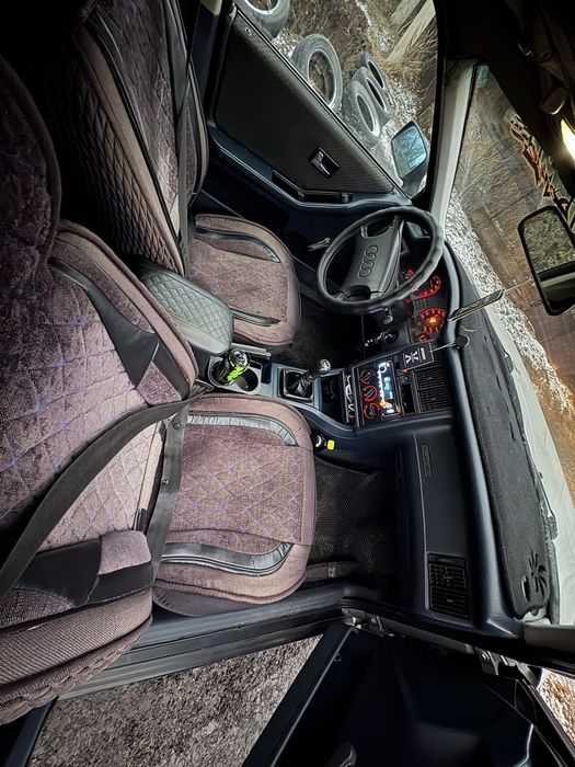 Продам машину Ауди 80